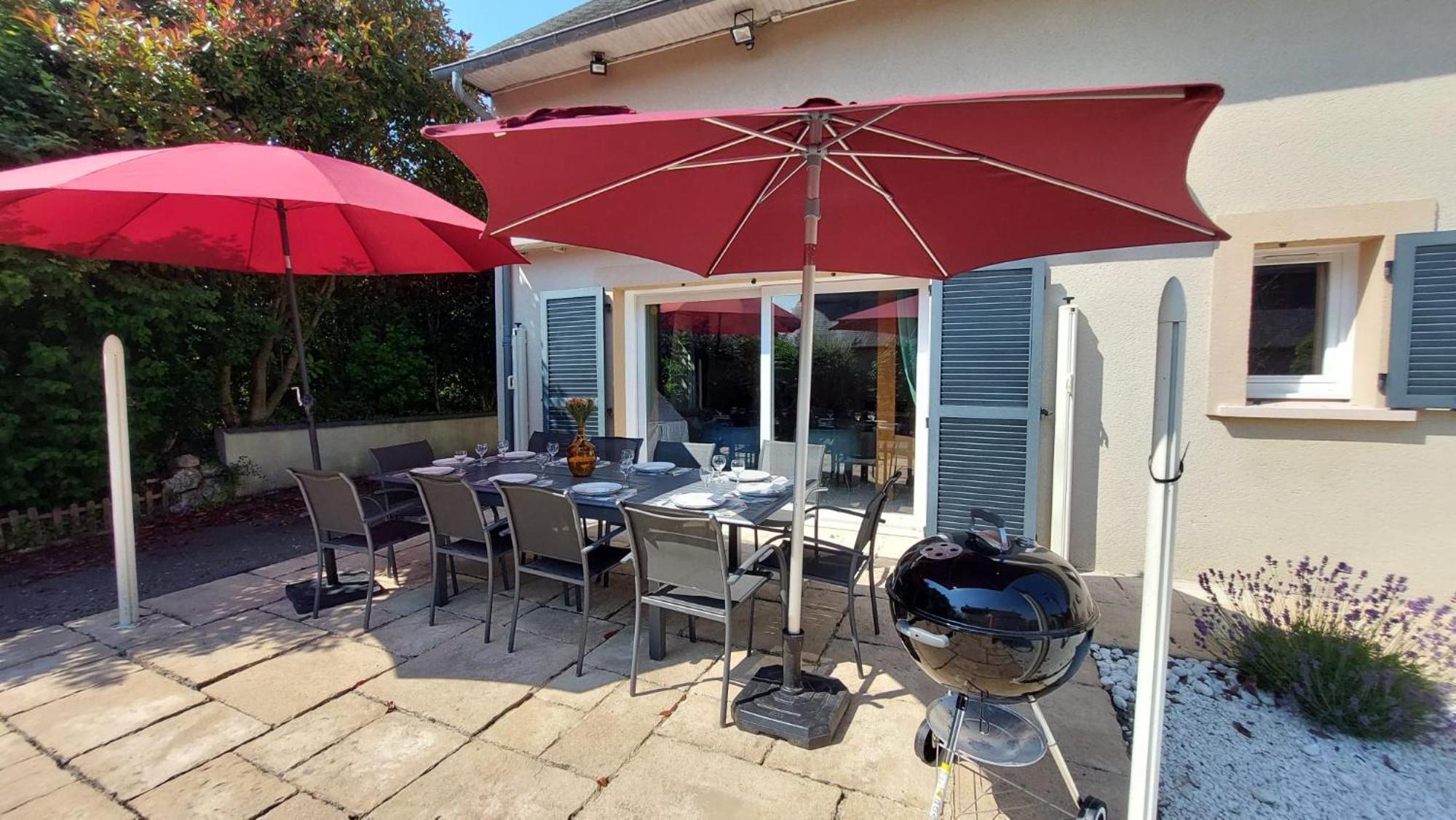 Le So Art, Grande Maison 4 Chambres, Terrain De Petanque, Grand Jardin Clos, Flipper, Babyfoot, Jeux Arcade, Ping Pong,1 Km Mer, Proche Golf, Port En Bessin, Bayeux Et Plages Du Debarquement, Adaptee Enfants Commes Dış mekan fotoğraf