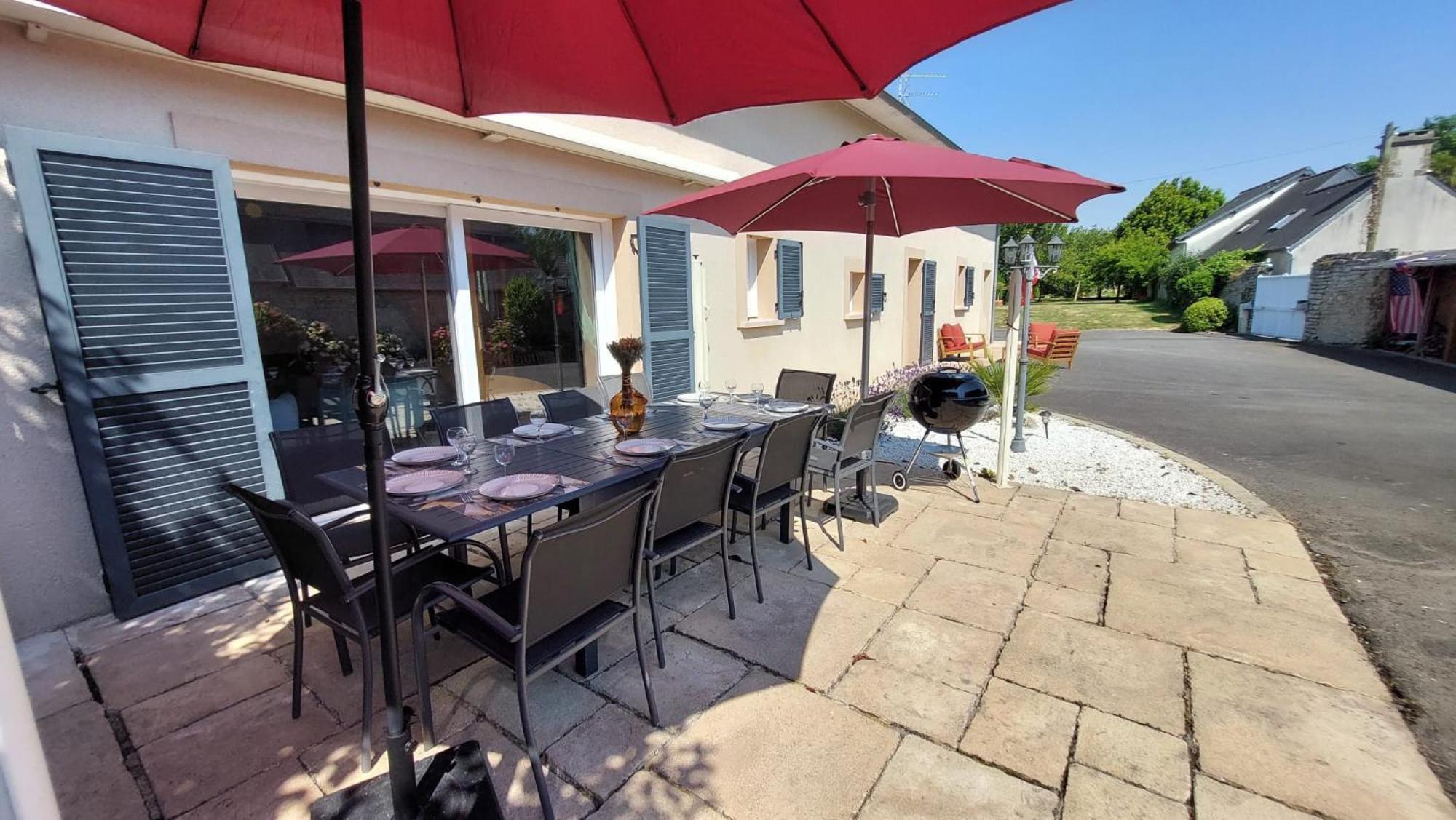 Le So Art, Grande Maison 4 Chambres, Terrain De Petanque, Grand Jardin Clos, Flipper, Babyfoot, Jeux Arcade, Ping Pong,1 Km Mer, Proche Golf, Port En Bessin, Bayeux Et Plages Du Debarquement, Adaptee Enfants Commes Dış mekan fotoğraf