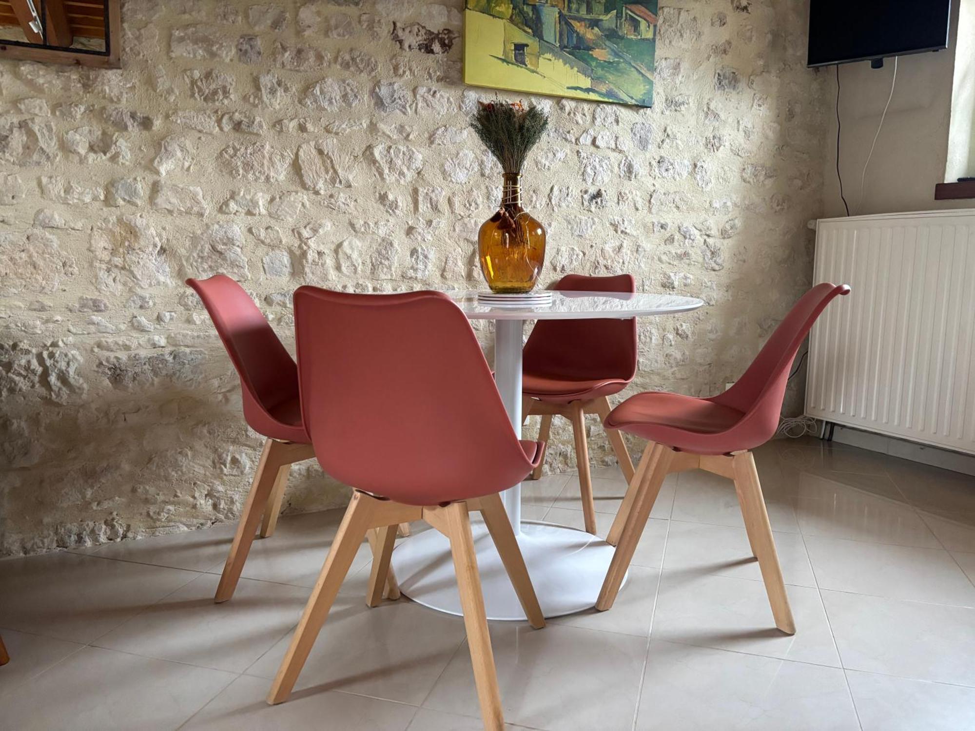 Le So Art, Grande Maison 4 Chambres, Terrain De Petanque, Grand Jardin Clos, Flipper, Babyfoot, Jeux Arcade, Ping Pong,1 Km Mer, Proche Golf, Port En Bessin, Bayeux Et Plages Du Debarquement, Adaptee Enfants Commes Dış mekan fotoğraf