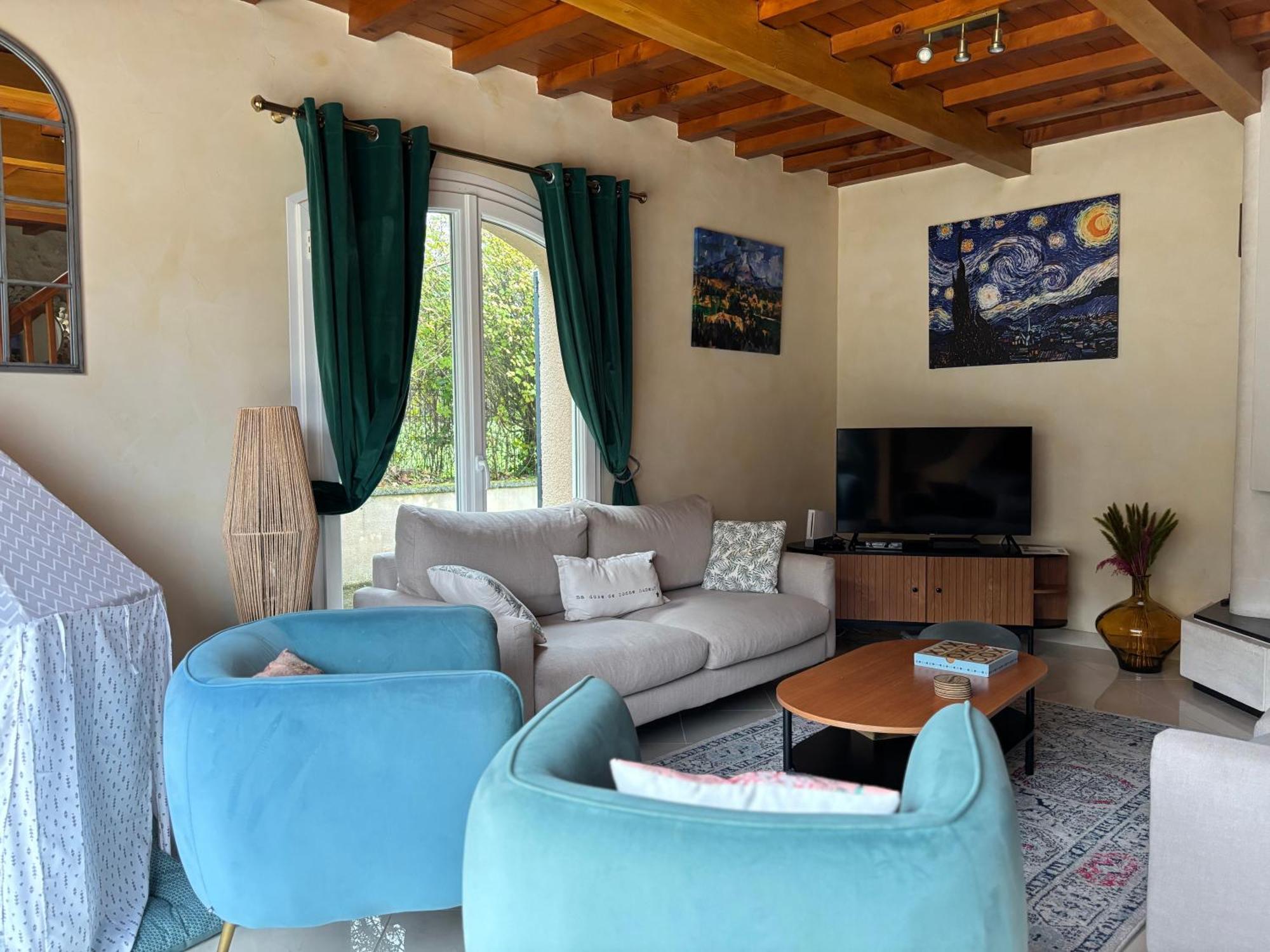 Le So Art, Grande Maison 4 Chambres, Terrain De Petanque, Grand Jardin Clos, Flipper, Babyfoot, Jeux Arcade, Ping Pong,1 Km Mer, Proche Golf, Port En Bessin, Bayeux Et Plages Du Debarquement, Adaptee Enfants Commes Dış mekan fotoğraf